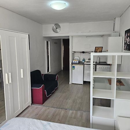 Estudio Doble Con Balcon En Madrid Centro Exterior foto