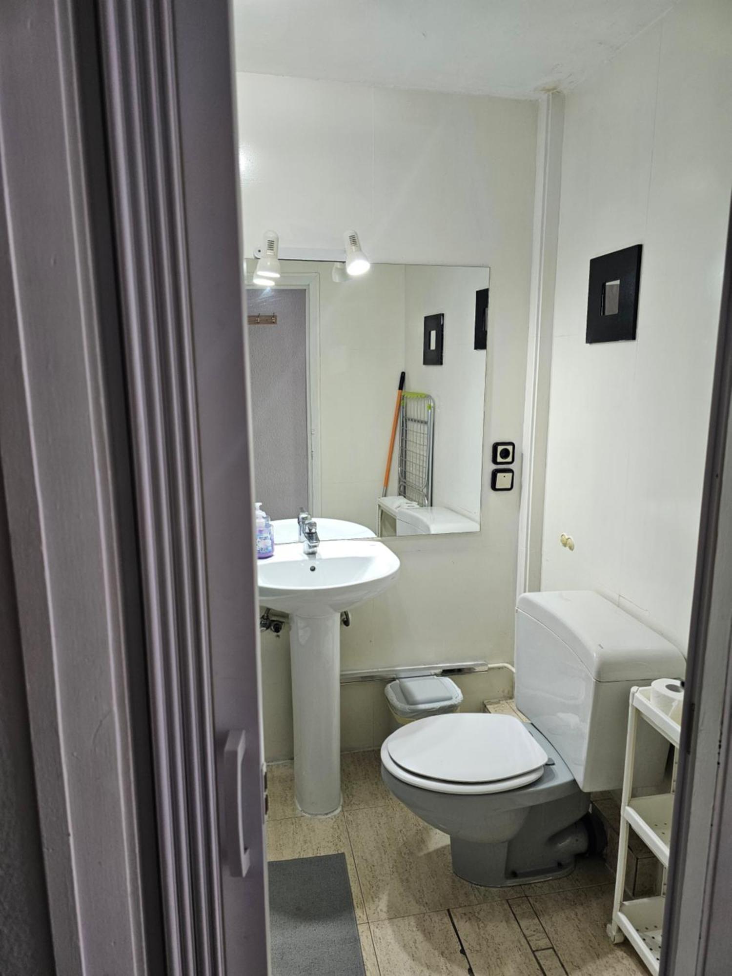 Estudio Doble Con Balcon En Madrid Centro Exterior foto